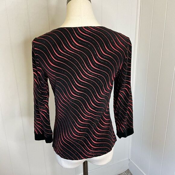 Libra Womens Small Pullover Asymmetrical Neckline Top Black Pink Wave Metallic - Picture 6 of 12